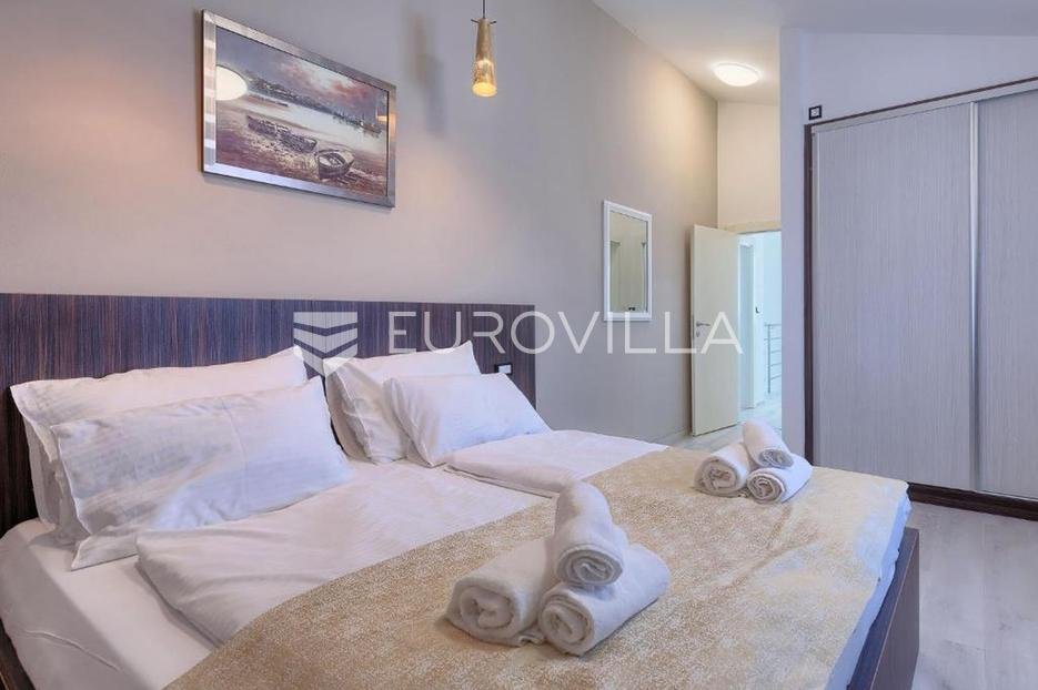 House For sale - Istarska Ližnjan