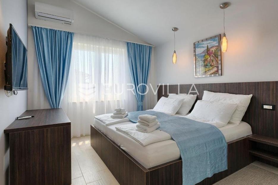 House For sale - Istarska Ližnjan