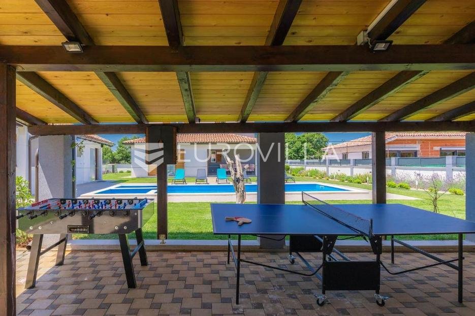 House For sale - Istarska Ližnjan