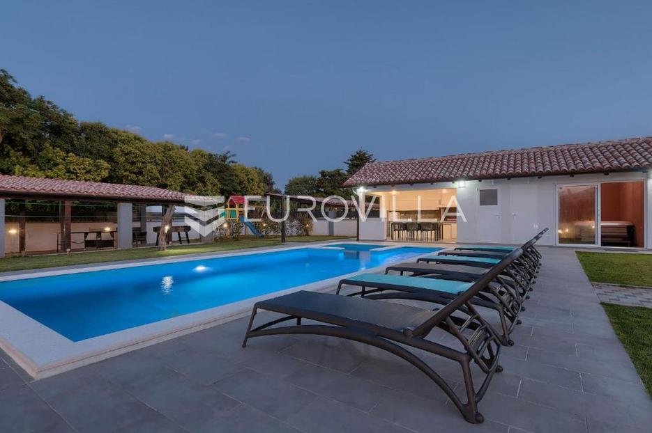 House For rent - Istarska Ližnjan