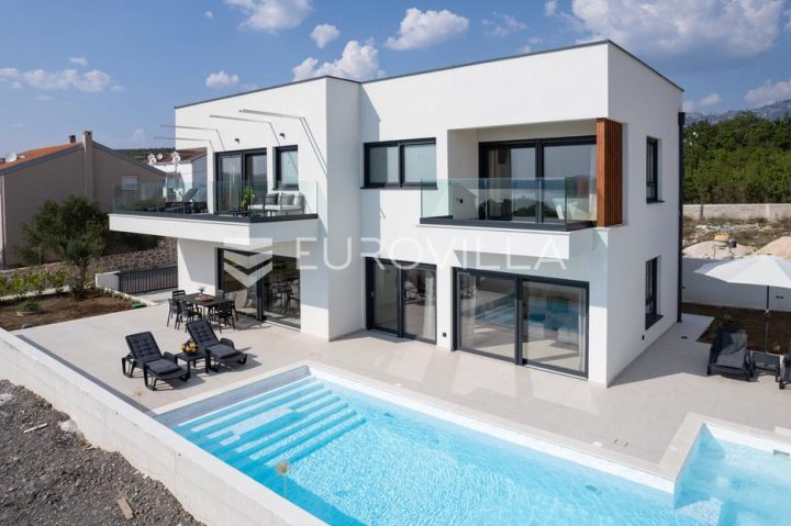 Dom na predaj 194 m² – Maslenica