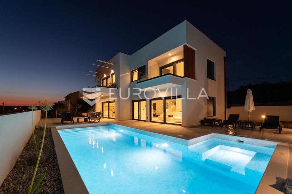 Casa In vendita -  Jasenice