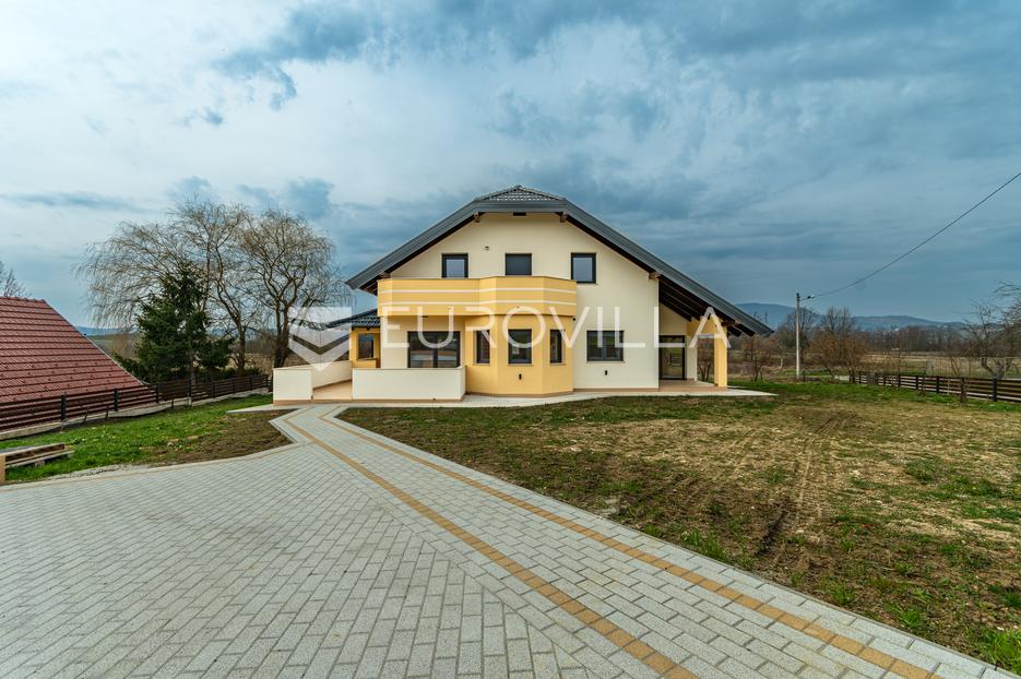 Dom Na predaj Ključ