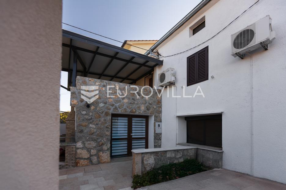 Casa In vendita -  Malinska-Dubašnica