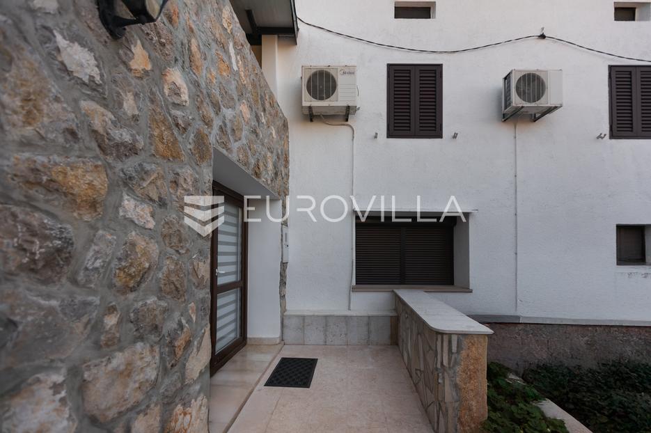 Casa In vendita -  Malinska-Dubašnica