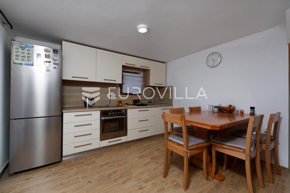 Casa In vendita -  Malinska-Dubašnica