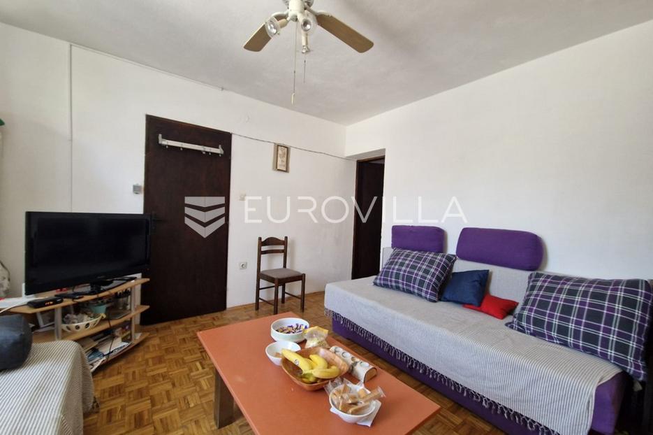 House For sale -  Vir