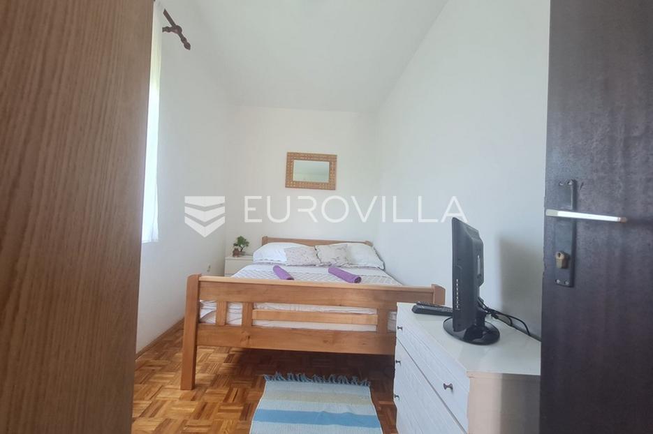 House For sale -  Vir