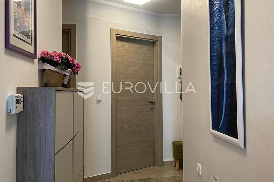 Flat For sale - Primorsko-goranska Rijeka