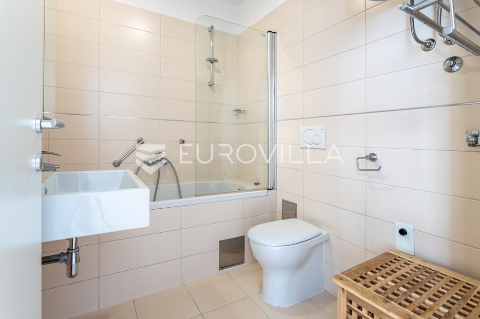 Apartment Zu verkaufen -  Split