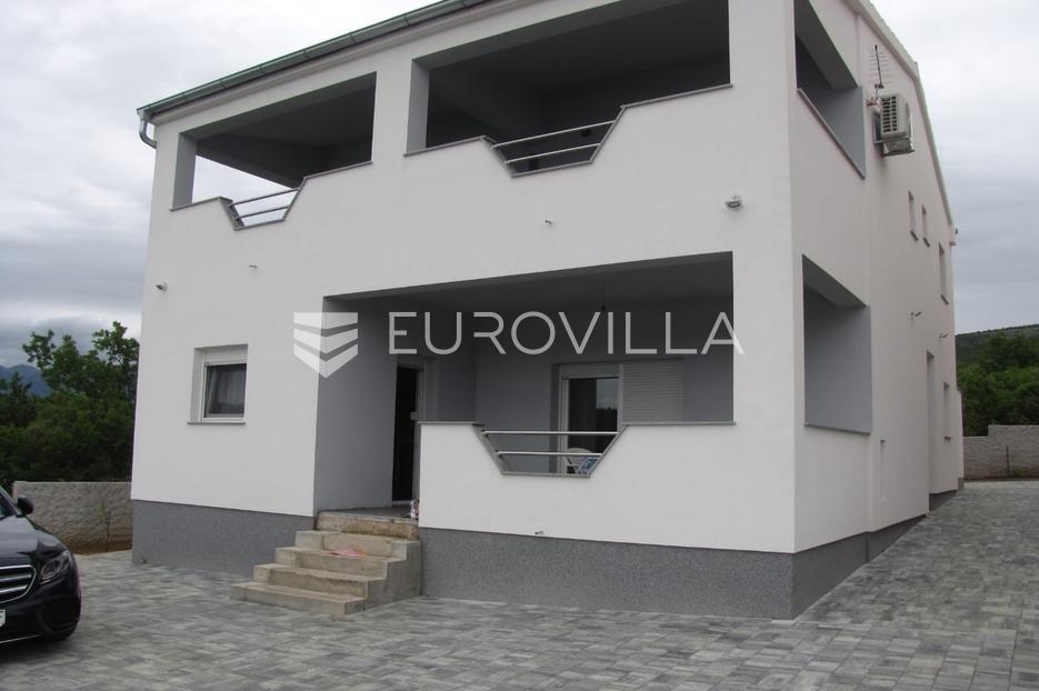 Kuća Na prodaju -  Obrovac