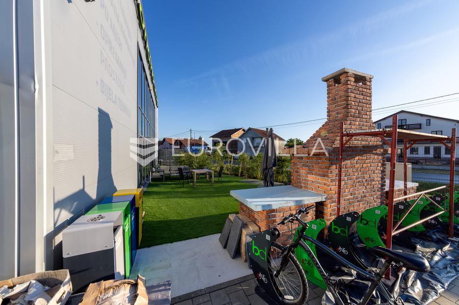 Poslovni prostor Na prodaju -  Osijek - Okolica