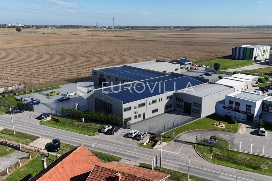 Poslovni prostor Na prodaju -  Osijek - Okolica