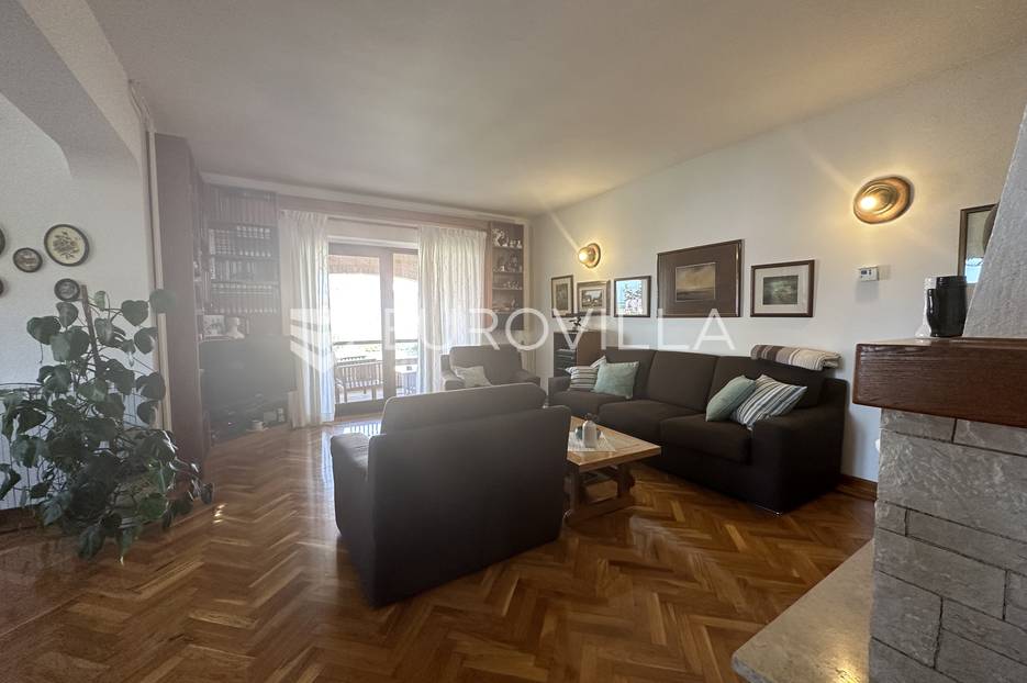 Casa In vendita -  Pula