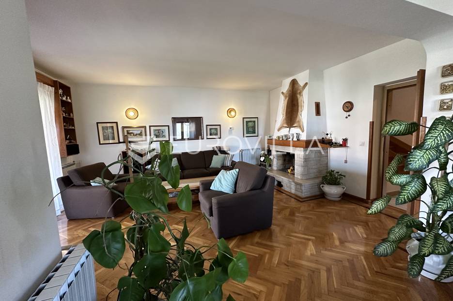 Casa In vendita -  Pula