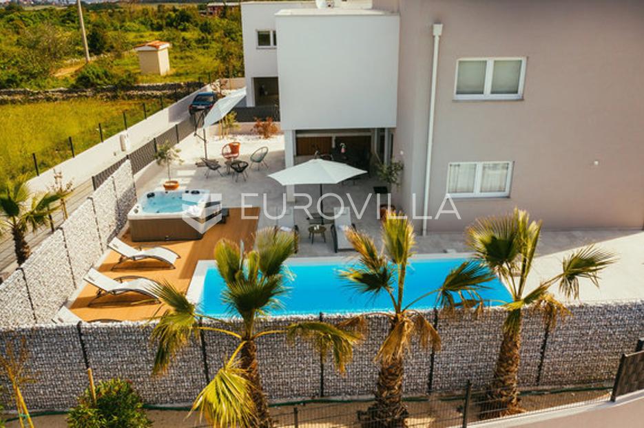 Casa In vendita -  Nin