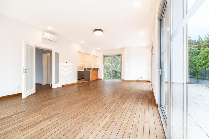 Flat For rent - Grad Zagreb Gornji Grad - Medveščak - foto 5/21