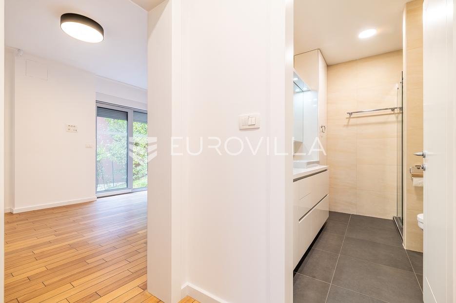 Flat For rent - Grad Zagreb Gornji Grad - Medveščak