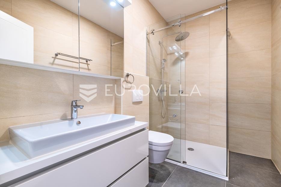 Flat For rent - Grad Zagreb Gornji Grad - Medveščak