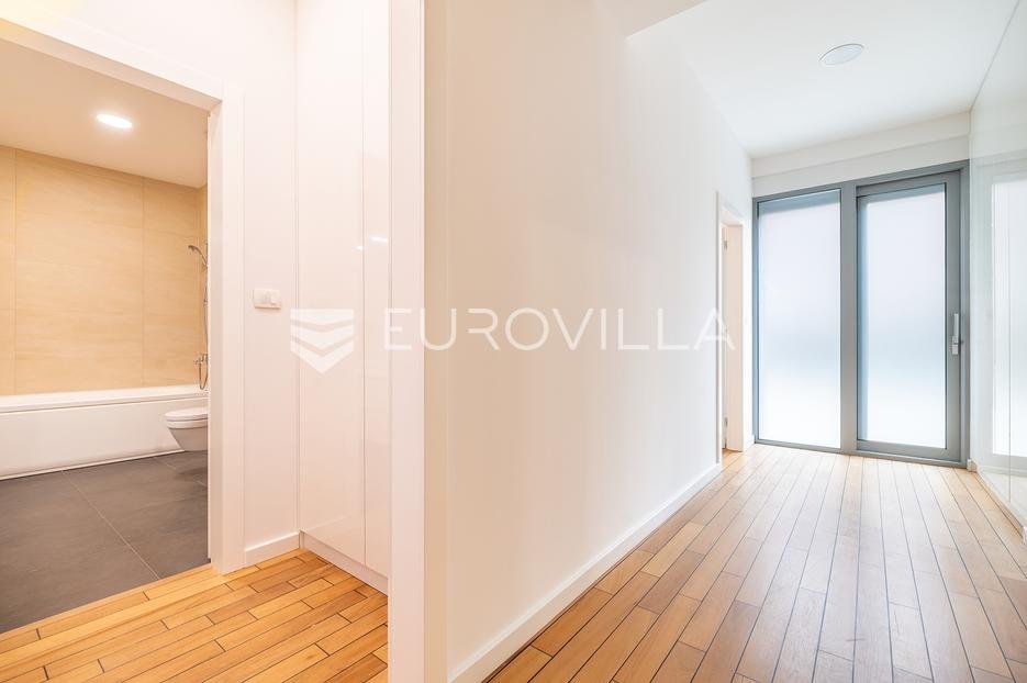 Flat For rent - Grad Zagreb Gornji Grad - Medveščak