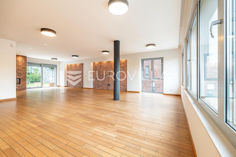 Flat For rent - Grad Zagreb Gornji Grad - Medveščak