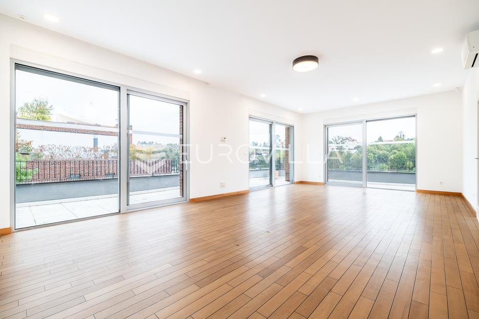Flat For rent - Grad Zagreb Gornji Grad - Medveščak