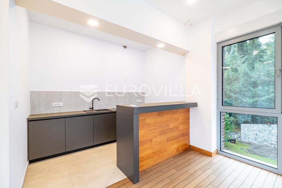 Flat For rent - Grad Zagreb Gornji Grad - Medveščak