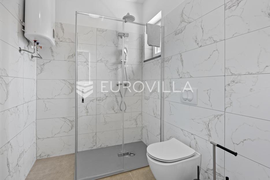 Flat For sale - Istarska Pula
