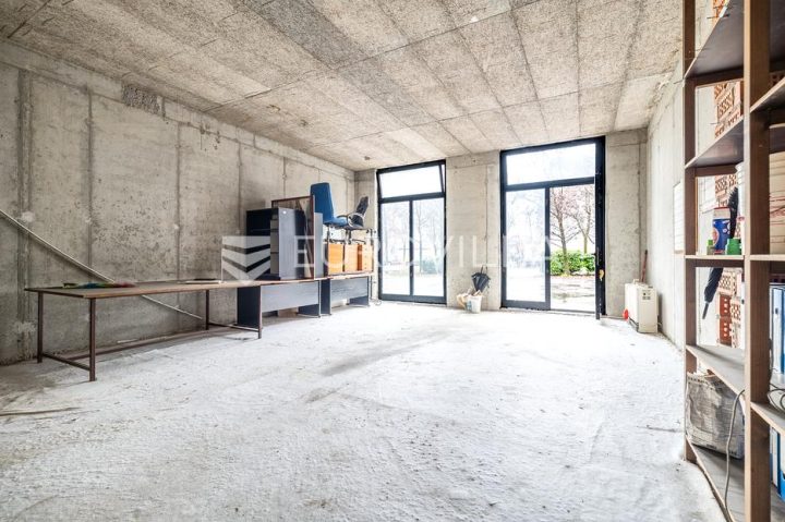 Lokal użytkowy na sprzedaż 47 m² – Kustošija