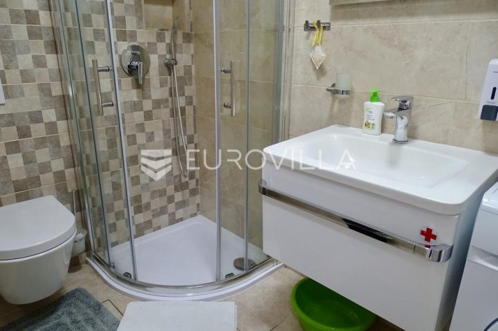 Stan Na prodaju - Primorsko-goranska Malinska-dubašnica - foto 4/9