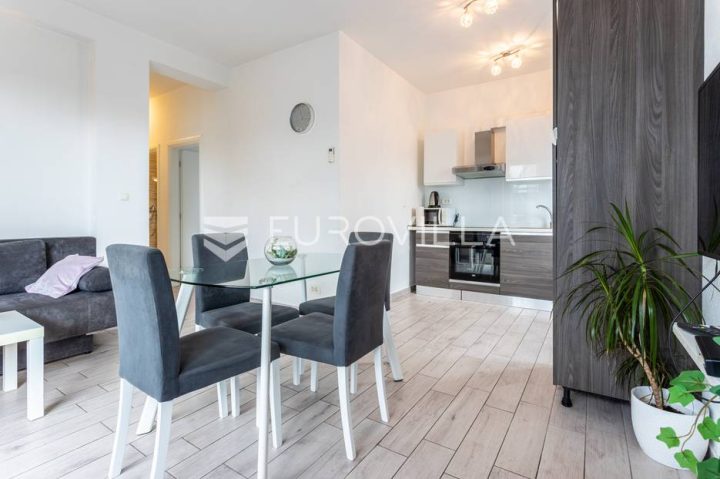 Mieszkanie na sprzedaż 57 m² – Stobreč