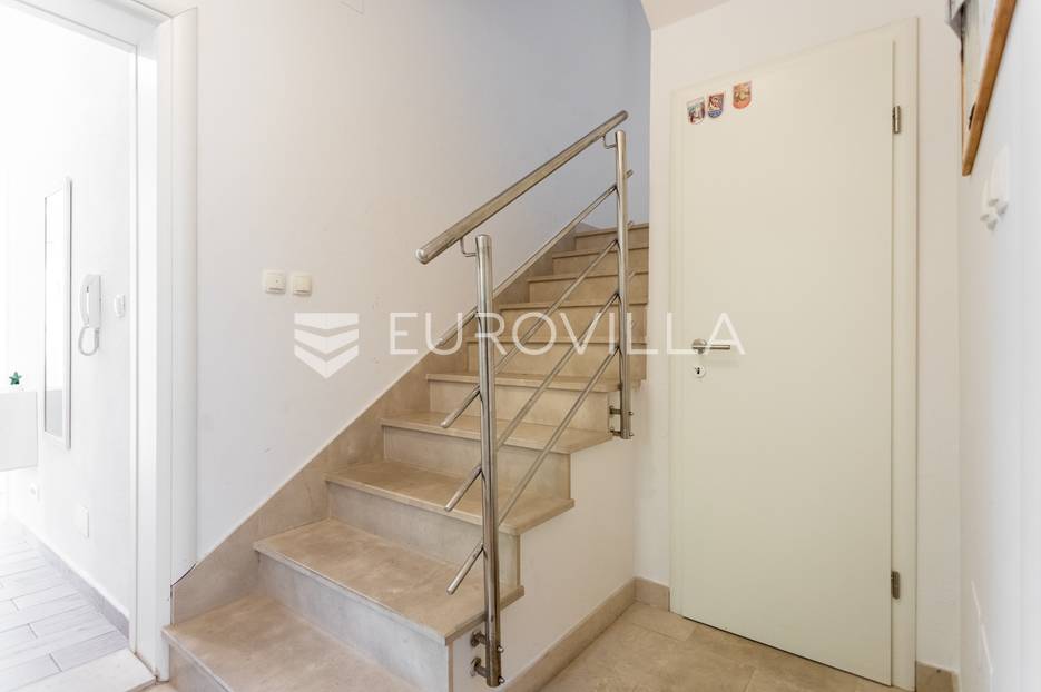 Apartment Zu vermieten - Splitsko-dalmatinska Split - Okolica