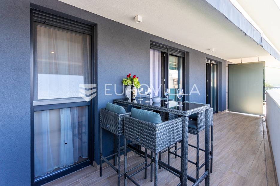 Apartmán Na prodej -  Podstrana
