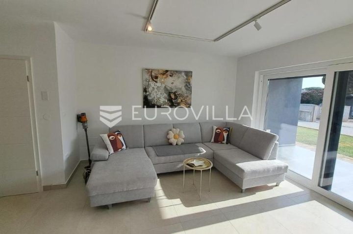 Flat For rent - Istarska Fažana - foto 3/18
