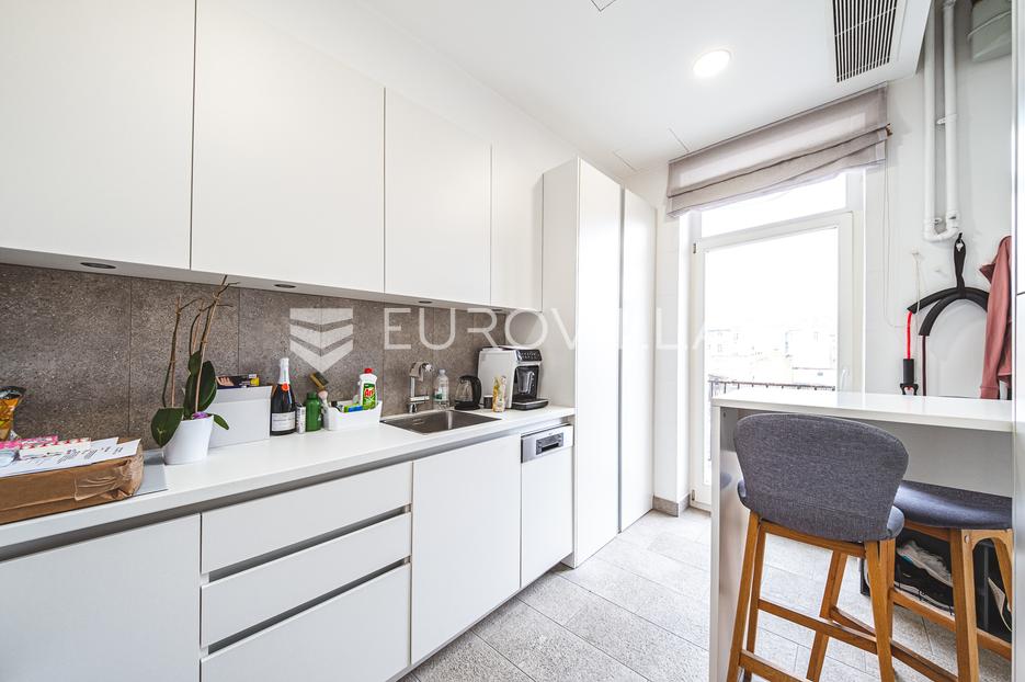 Flat For sale -  Donji Grad
