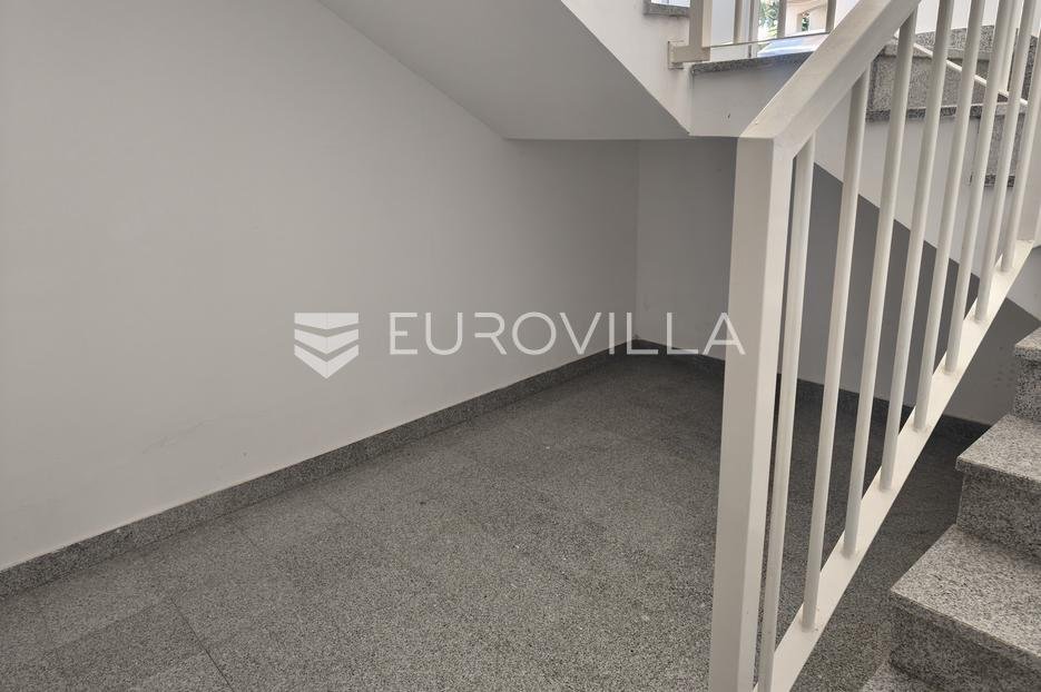 Flat For sale - Zadarska Zadar