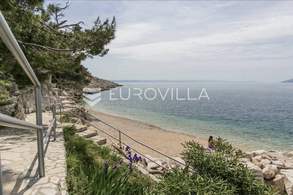 Zemljište Na prodaju -  Makarska