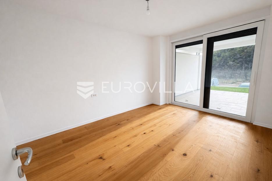 Apartmán Na predaj -  Povljana