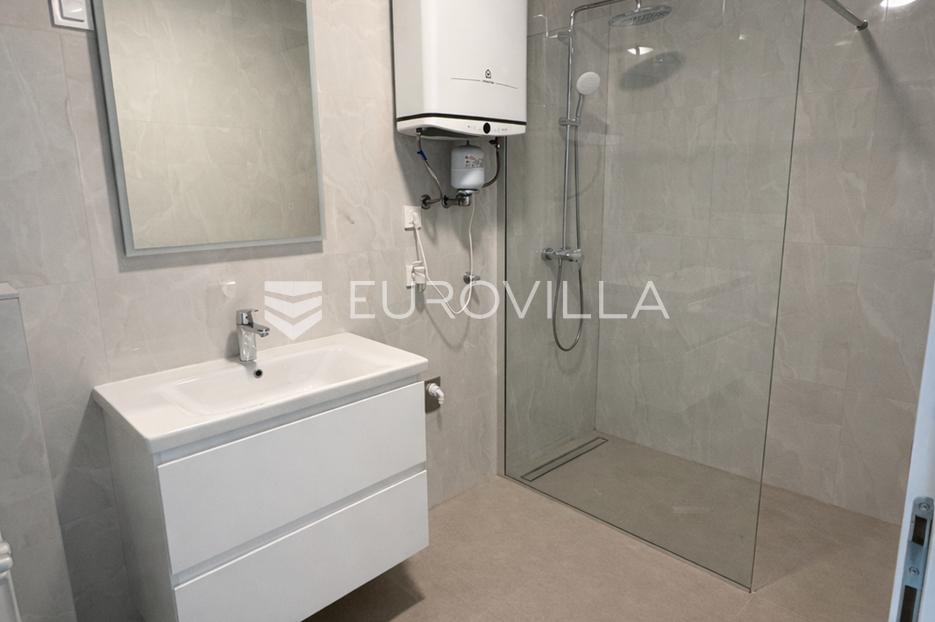 Apartmán Na predaj -  Povljana