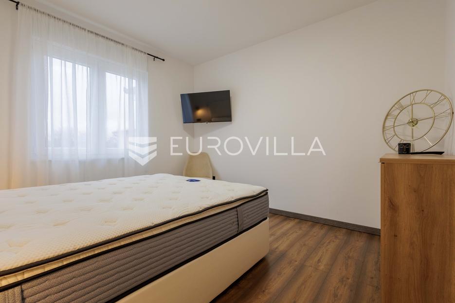 Kuća Na prodaju -  Raša