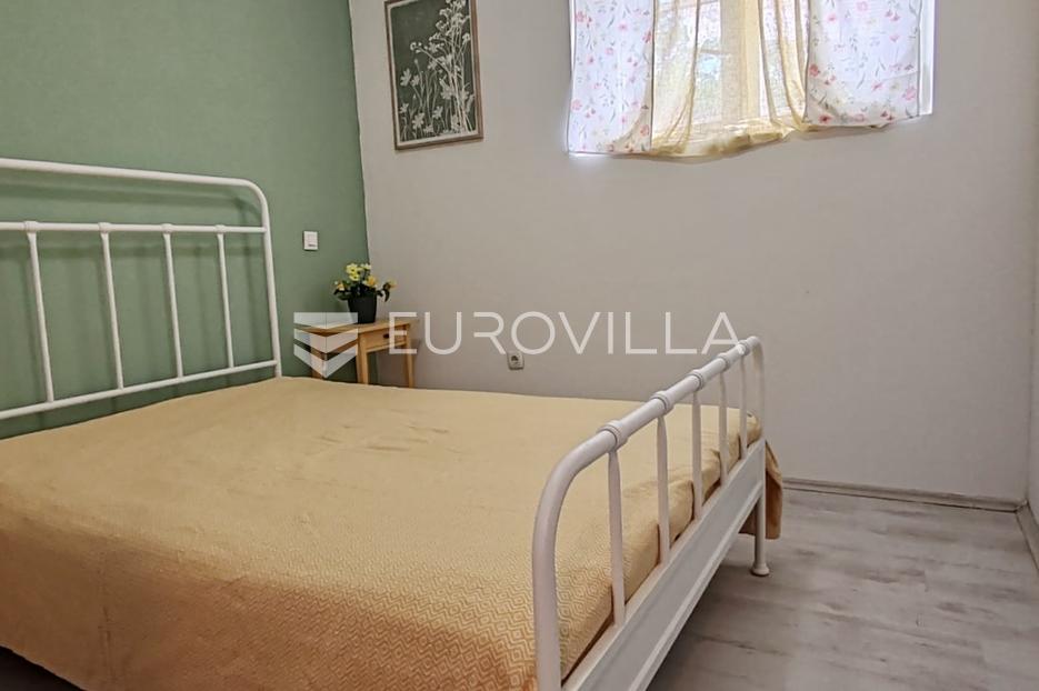 Appartamento In vendita -  Rab