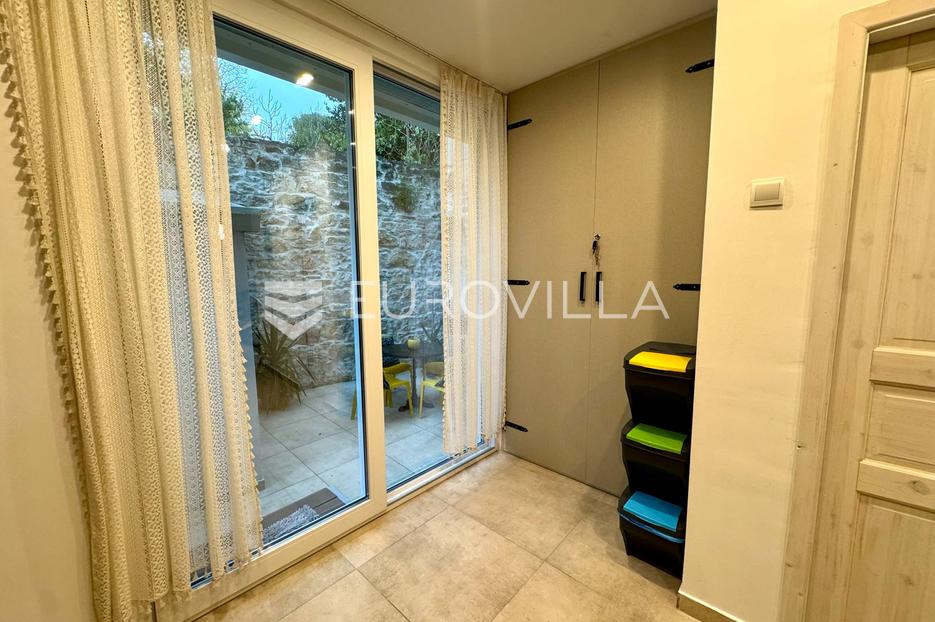 Apartment Zu verkaufen -  Pula