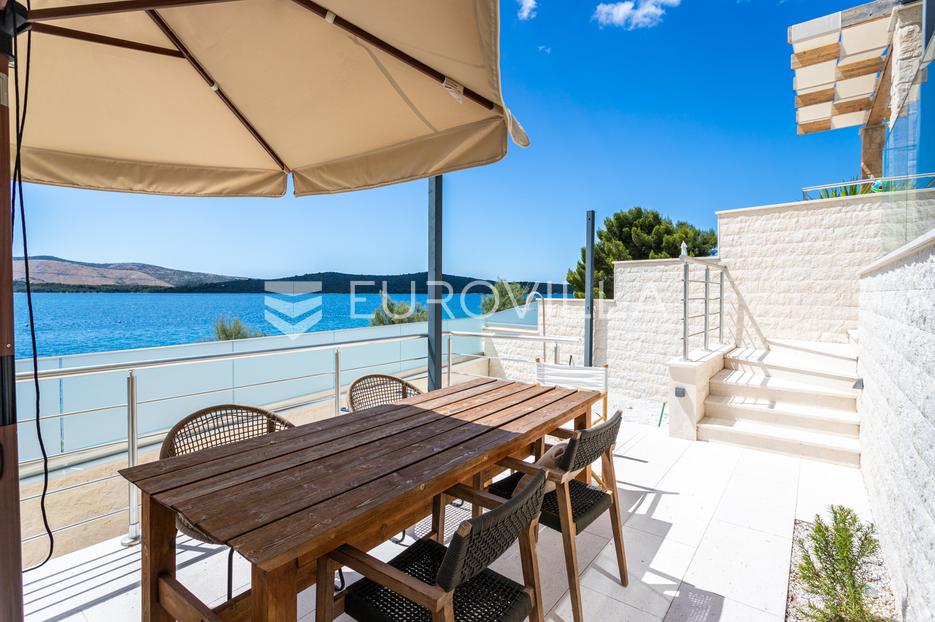 Appartamento In vendita -  Šibenik - Okolica