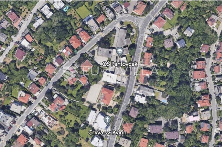 Terrain à vendre 700 m² – Pantovčak