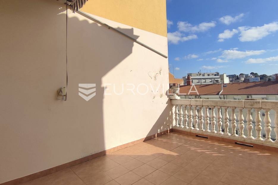 Apartment Zu verkaufen -  Pula