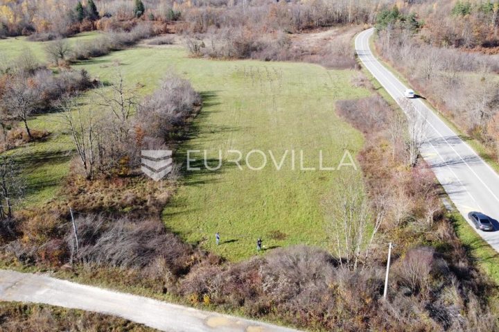 Terrain à vendre 4480 m² – Raduč
