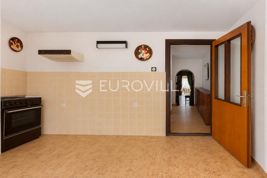 Kuća Na prodaju -  Baška