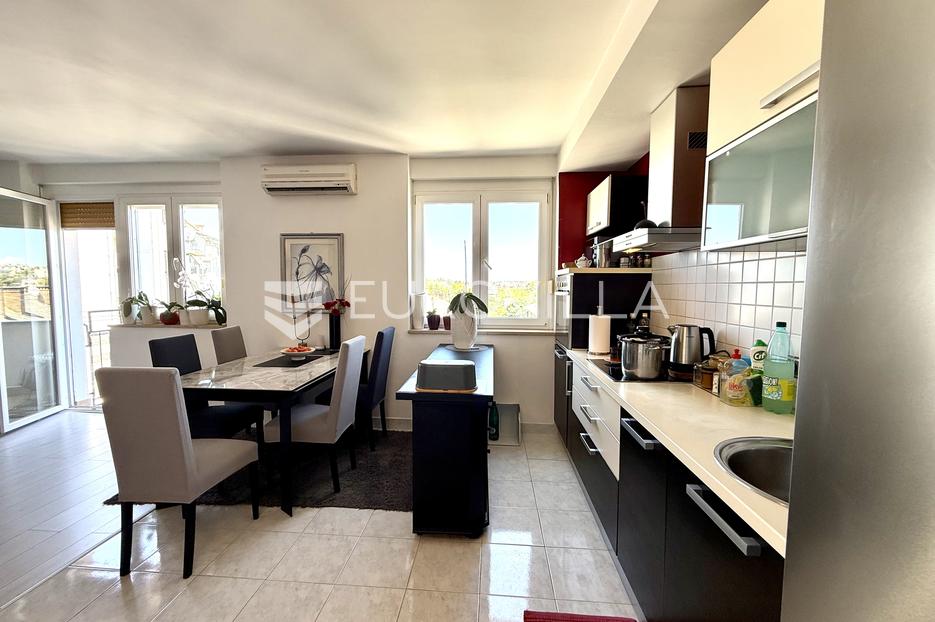 Apartment Zu verkaufen -  Pula