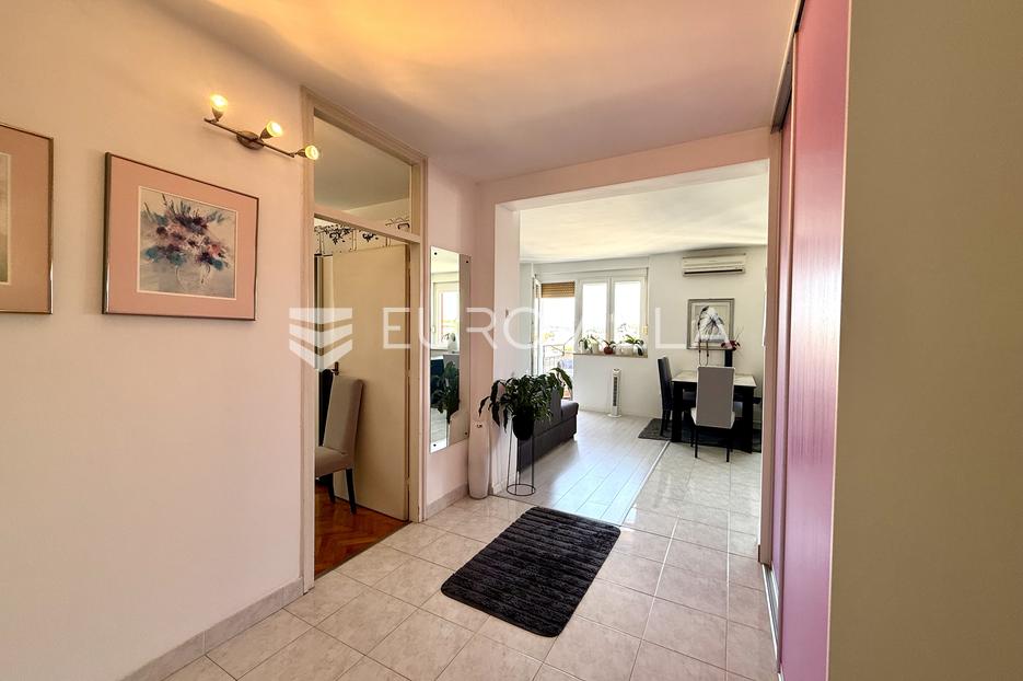 Apartment Zu verkaufen -  Pula
