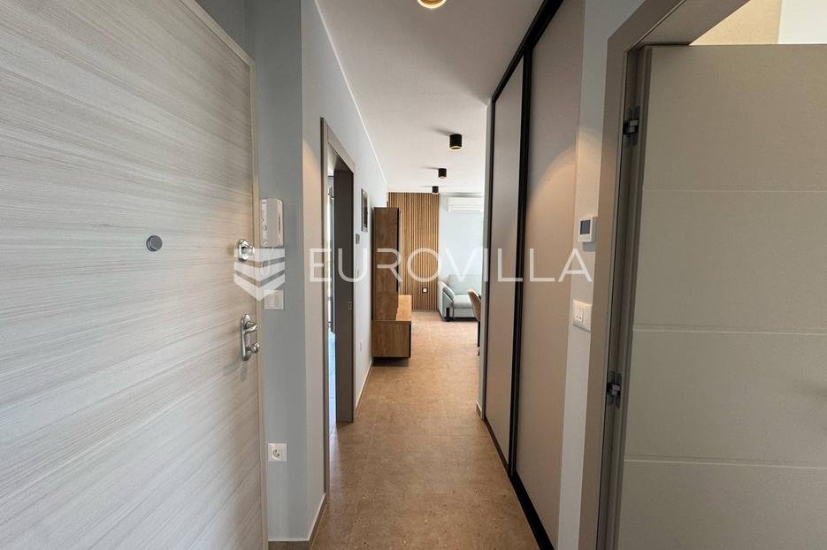 Flat For sale - Istarska Pula